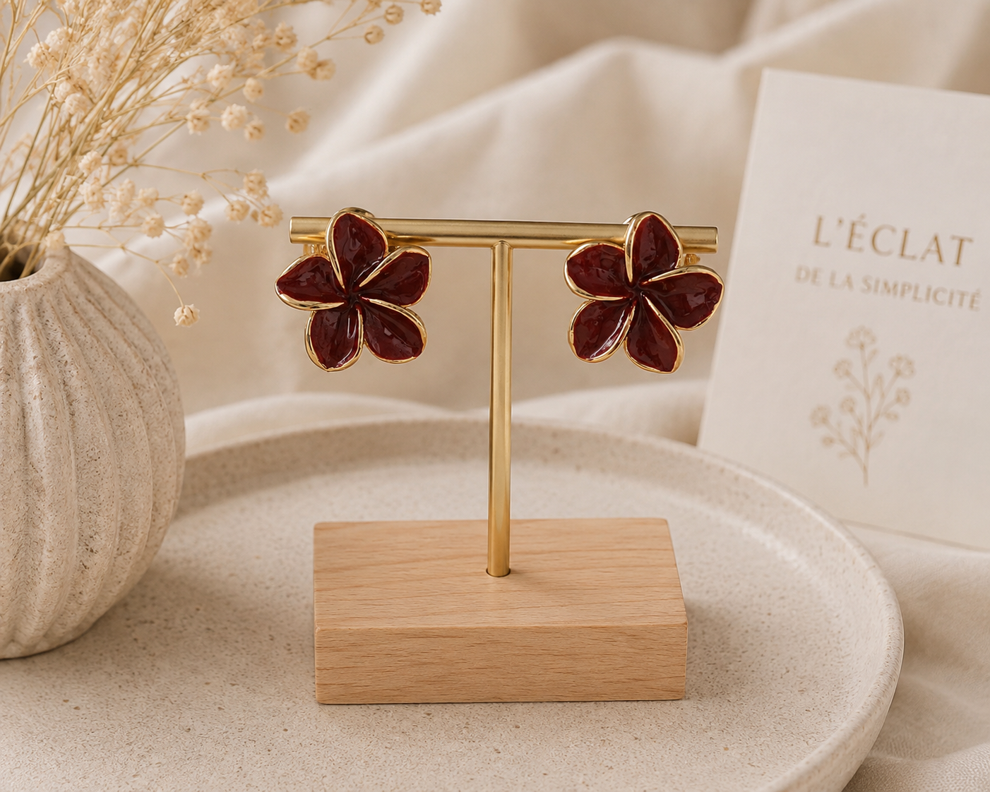 Boucles d'oreilles fleur bordeaux